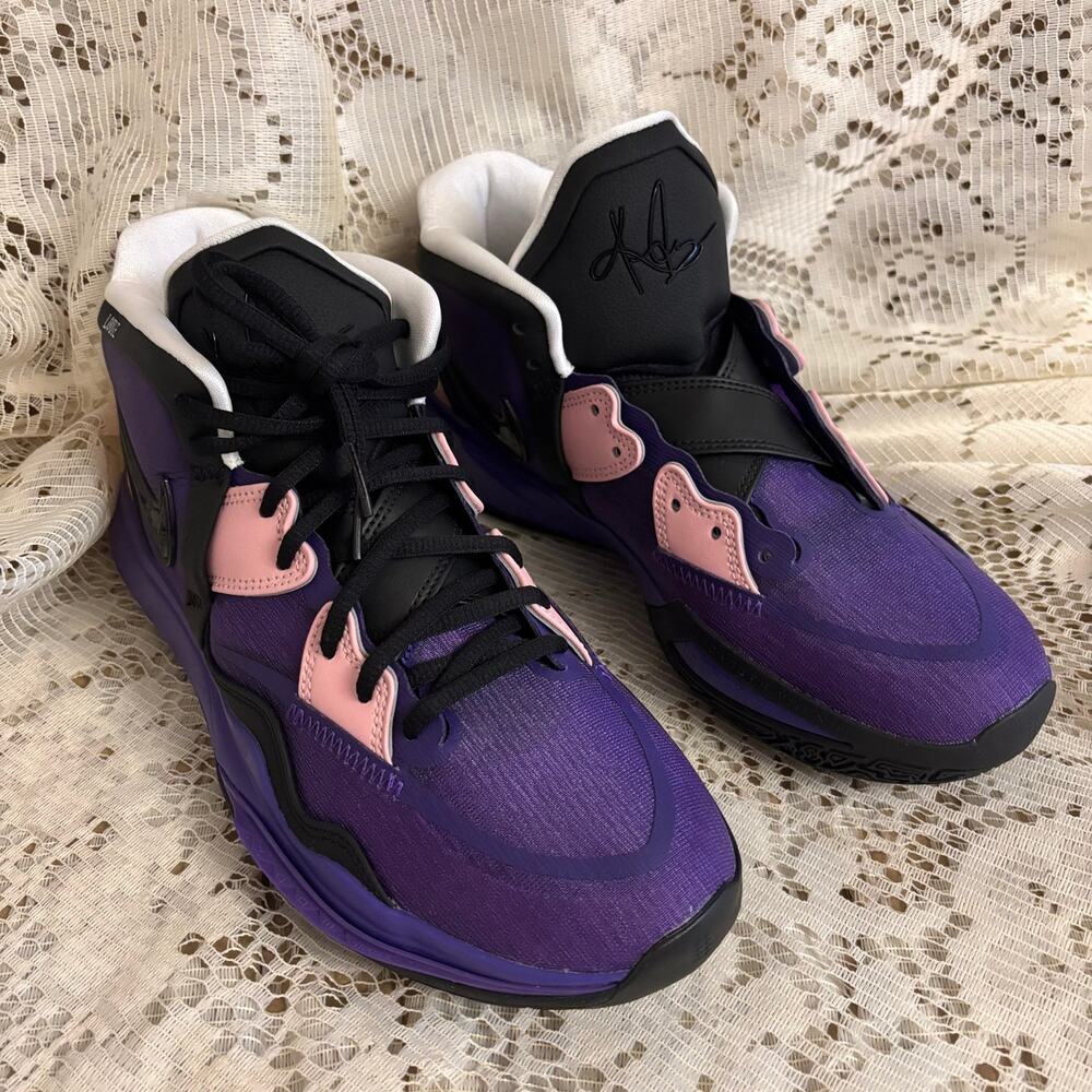 Nike Kyrie 8 Infinity Amethyst Men's US 9 Purple & Pink Basketball Sneakers